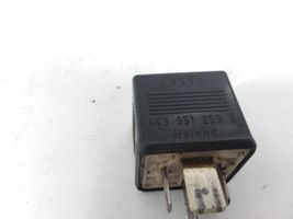 Audi A6 S6 C4 4A Other relay 443951253S