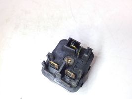 Opel Monterey Other relay 