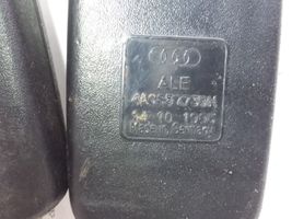 Audi A6 S6 C4 4A Klamra środkowego pasa bezpieczeństwa fotela tylnego 4A0857739H