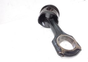 Mercedes-Benz Vito Viano W639 Piston avec bielle 6110349