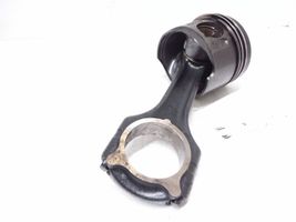 Mercedes-Benz Vito Viano W639 Piston avec bielle 6110327