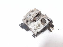 Audi A4 S4 B5 8D Serrure de porte avant 8D1837015A