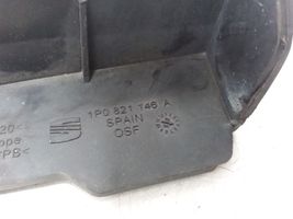 Seat Leon (1P) Staffa paraspruzzi anteriore 1P0821146A