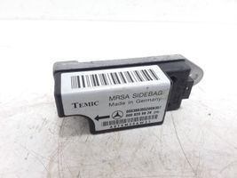 Mercedes-Benz E W210 Sensore d’urto/d'impatto apertura airbag 0008209926