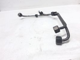 Audi 100 S4 C4 Fuel injector supply line/pipe 