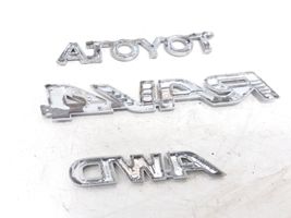 Toyota RAV 4 (XA40) Insignia/letras de modelo de fabricante 