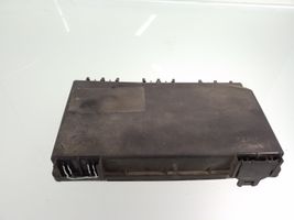 Opel Zafira B Pokrywa skrzynki bezpieczników 13125865