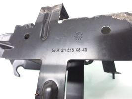 Mercedes-Benz E W211 Staffa di montaggio della batteria A2115454840