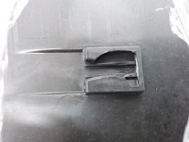 Mercedes-Benz C W203 Verkleidung Abdeckung Heckklappe Kofferraumdeckel A2037401570