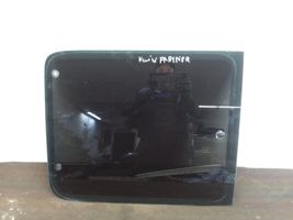 Peugeot Partner Rear side window/glass 