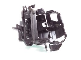 Ford Fiesta Polttoainesuodattimen kiinnikkeen pidike F1FQ9A072AC