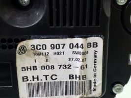 Volkswagen PASSAT B6 Centralina del climatizzatore 3C0907044BB