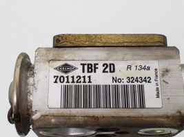 Opel Zafira B Air conditioning (A/C) expansion valve 7011211