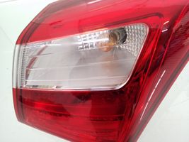 Hyundai i30 Lampa tylna 92402A50