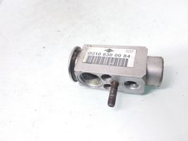 Mercedes-Benz E W210 Air conditioning (A/C) expansion valve 2108300084