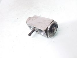 Mercedes-Benz E W210 Air conditioning (A/C) expansion valve 2108300084