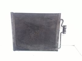 BMW 7 E38 Radiatore di raffreddamento A/C (condensatore) 8391126