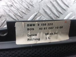 BMW 7 E38 Roleta elektryczna przeciwsłoneczna tylnej szyby 8156220