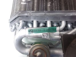 BMW 7 E38 Radiatore aria condizionata (A/C) (abitacolo) 8390753