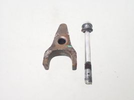 Toyota RAV 4 (XA40) Morsetto iniettore carburante 