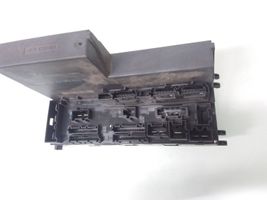 Mercedes-Benz E W210 Module de fusibles 0225455332