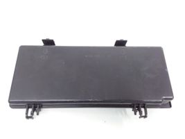 Mercedes-Benz ML W166 Tapa de caja de fusibles A1665460143