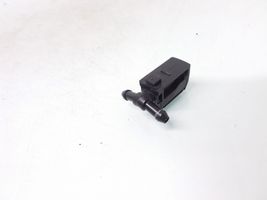 Volvo V60 Windshield washer spray nozzle 