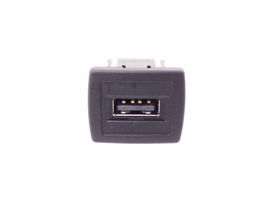 Mercedes-Benz ML W166 USB jungtis A2188200187