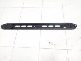 Volvo V60 Fixation de radiateur 31368100