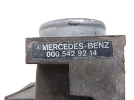 Mercedes-Benz E W124 Przepływomierz masowy powietrza MAF 0005429214