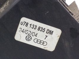 Audi A6 S6 C5 4B Gaisa filtra kaste 078133835DM