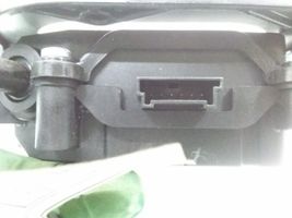 BMW 7 G11 G12 Siłownik elektryczny podnoszenia klapy tylnej / bagażnika 7357097