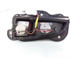 Hyundai Elantra Lampy tylnej klapy bagażnika 924022D