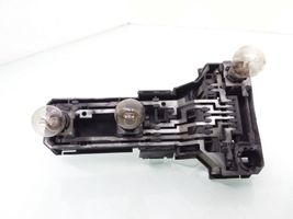 Volkswagen PASSAT B5 Galinio žibinto detalė 3B9945257