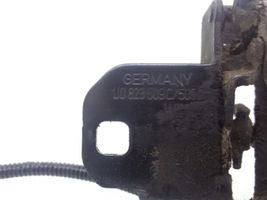 Volkswagen Bora Serrure de capot 1J0823509C