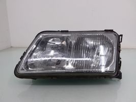 Audi A3 S3 8L Lampa przednia 10241110
