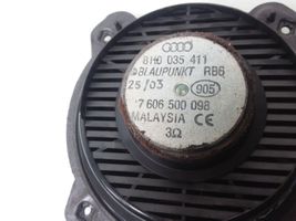 Audi A3 S3 8P Garsiakalbis (-iai) galinėje palangėje 8H0035411