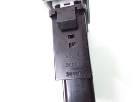 KIA Sorento Przycisk / Przełącznik ogrzewania szyby przedniej / czołowej 937103E000