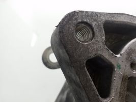 Opel Astra H Supporto della pompa del carburante 55196092