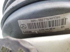 Mercedes-Benz E W210 Jarrutehostin A0054303230