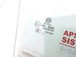 Volkswagen PASSAT B7 Front door window glass four-door 