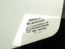 Toyota Corolla E120 E130 Szyba karoseryjna tylna AS2