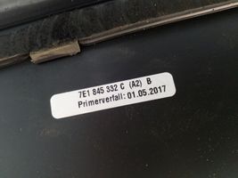 Volkswagen Transporter - Caravelle T6 Rear side window/glass 7E1845332C