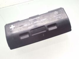 Mercedes-Benz A W169 Ensiapupakkaus A2208600150