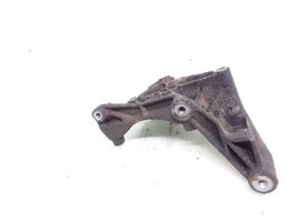 Opel Astra G Staffa di montaggio del compressore dell’A/C 24459840