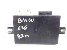 BMW 3 E36 Oven keskuslukituksen ohjausyksikön moduuli 8353569