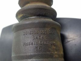 Volkswagen PASSAT B5 Główny cylinder sprzęgła 8E1721401