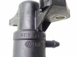 Volkswagen PASSAT B5 Główny cylinder sprzęgła 8E1721401