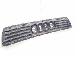 Audi A4 S4 B5 8D Maskownica / Grill / Atrapa górna chłodnicy 8D0853651R