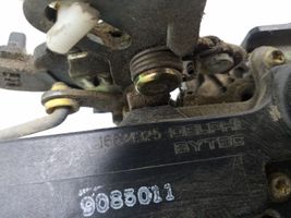 Opel Frontera B Aizmugurē slēdzene 16634325